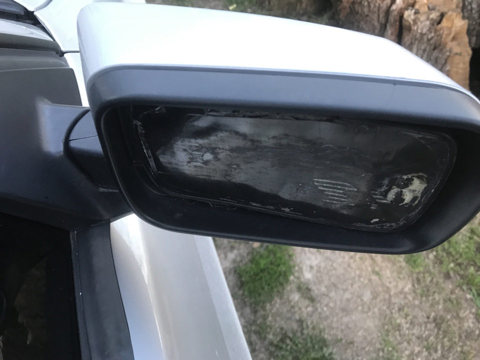 Заміна бічного дзеркала BMW e46 Alkar 1