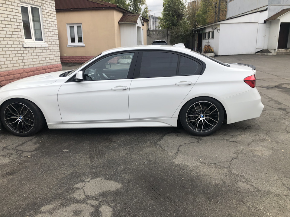 Поставив нові колеса 405 style R18 F30 4