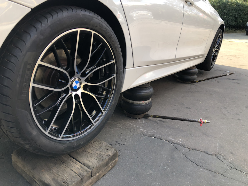 Поставив нові колеса 405 style R18 F30 3