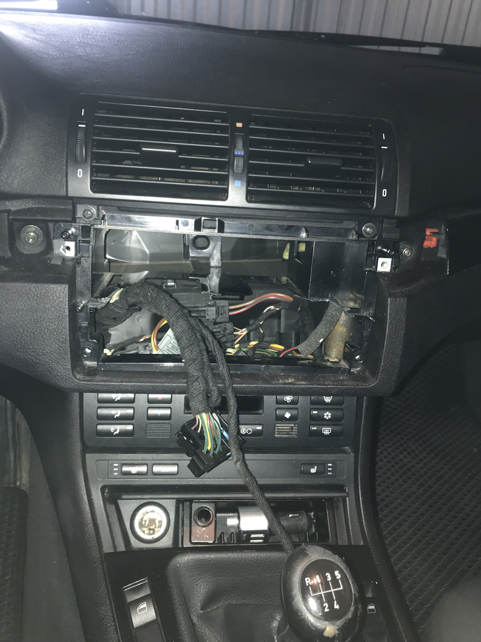 2 din магнітола в е46 4