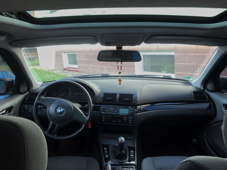 Деєкоративні вставки в салоні BMW e46 1
