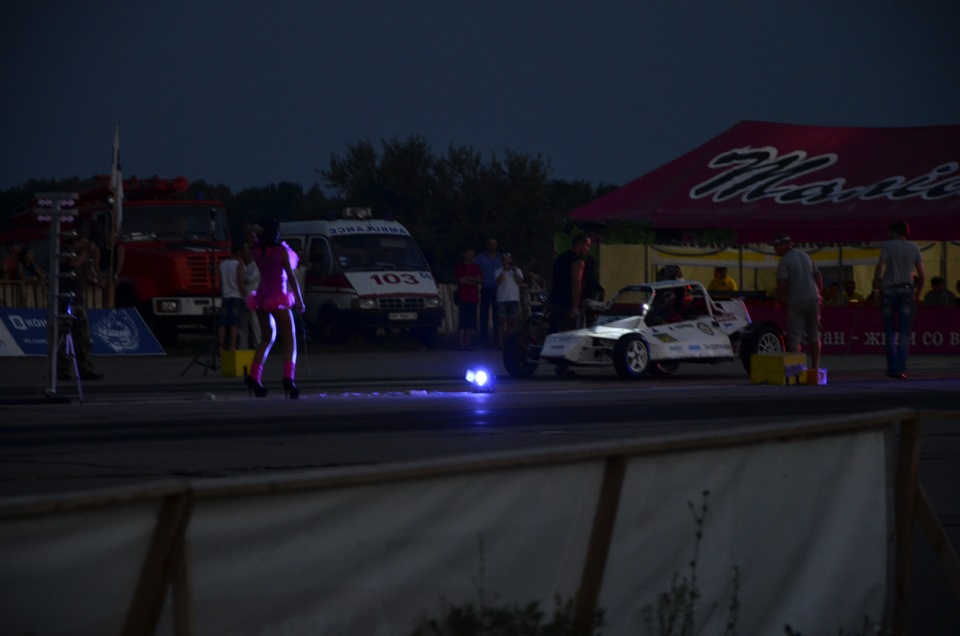 BMW drag у ЗапоріжжіOpen air BMW Track-Night 3