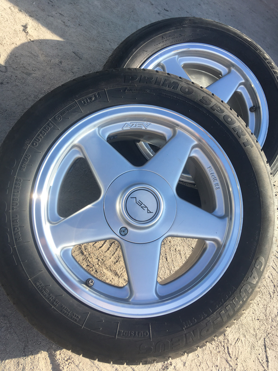 Тепер на AZEV A R16;) 2