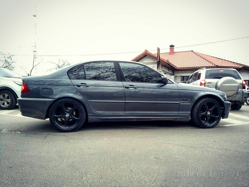 R18 69 style black 1