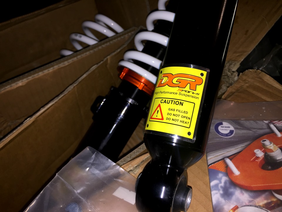 DGR Coilovers Kit 4