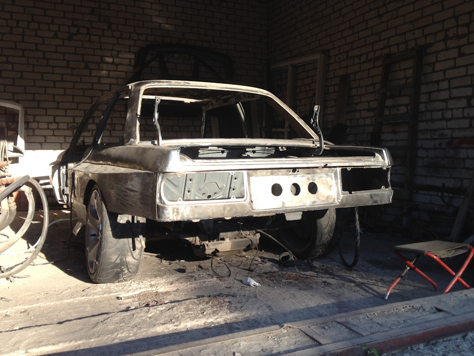 Е30 pickup, нові лонжерони, нова підлога ... 3
