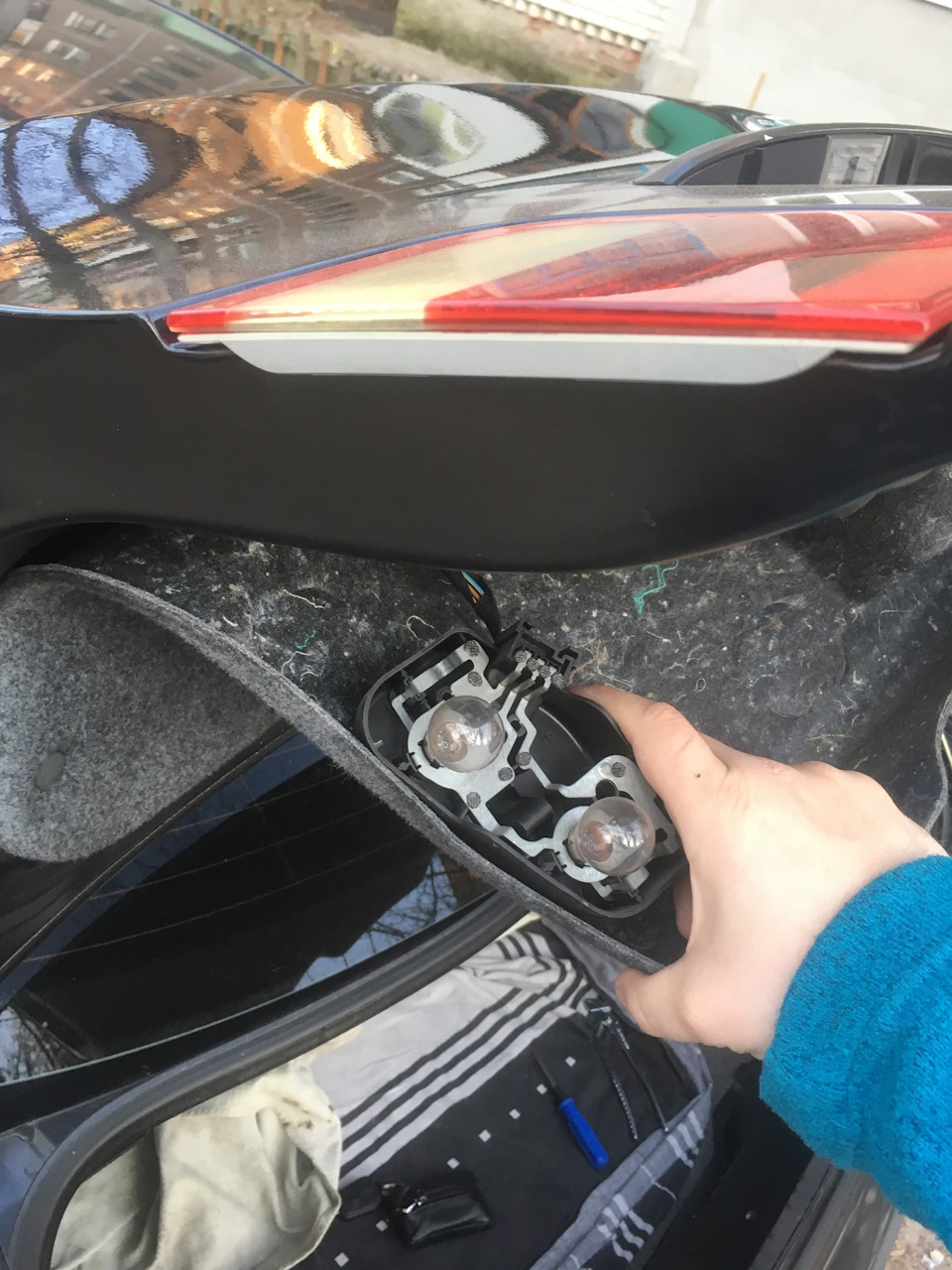 Яскраві лампи заднього ходу з лінзою на BMW 3, 5 1