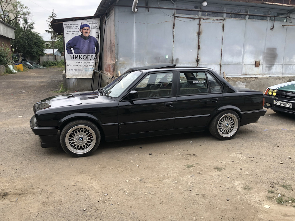 Оклейка Бмв е30 в DTM 3