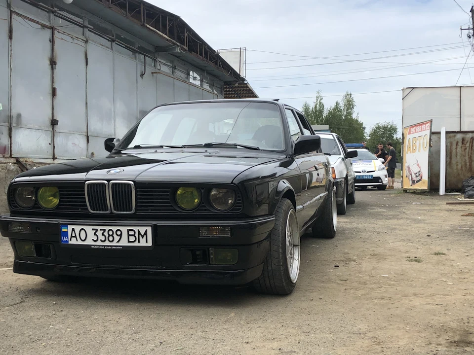 Оклейка Бмв е30 в DTM