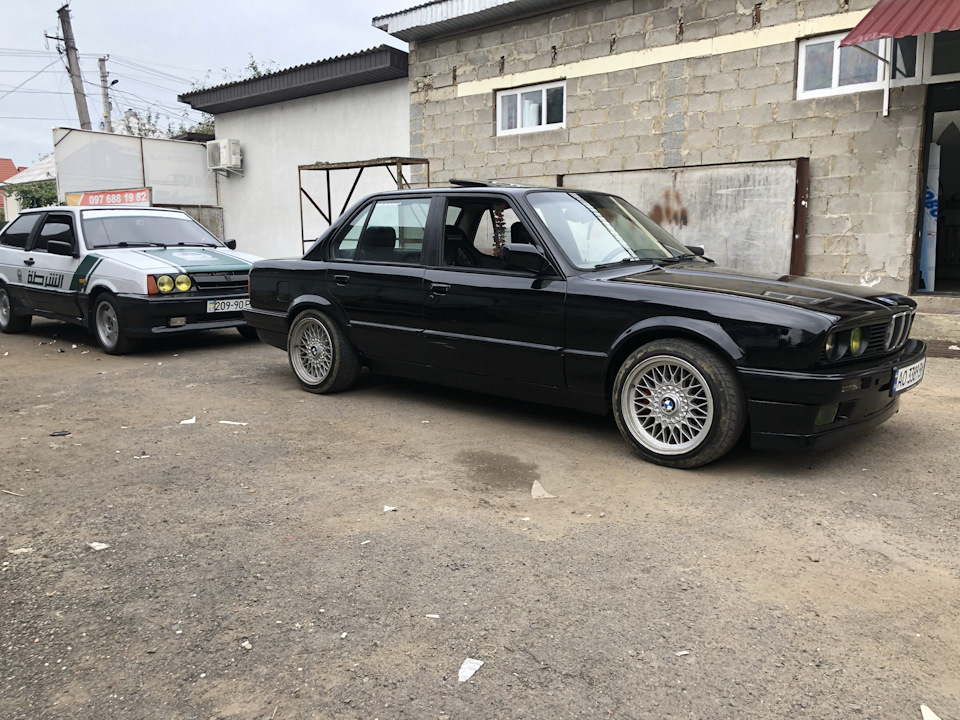 Оклейка Бмв е30 в DTM 5