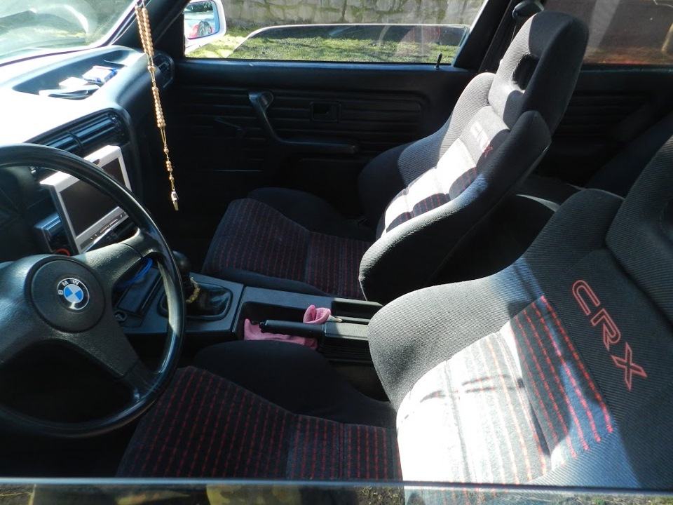Продам сидіння з Хонди CRX.БМВ Е30 2