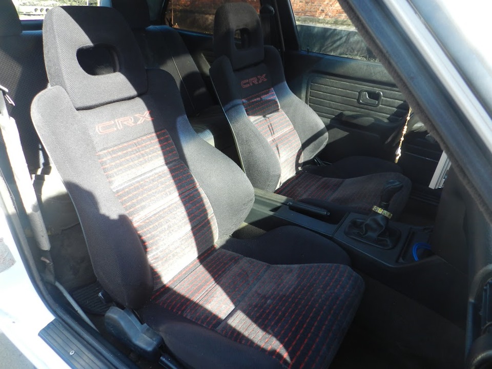 Продам сидіння з Хонди CRX.БМВ Е30 4