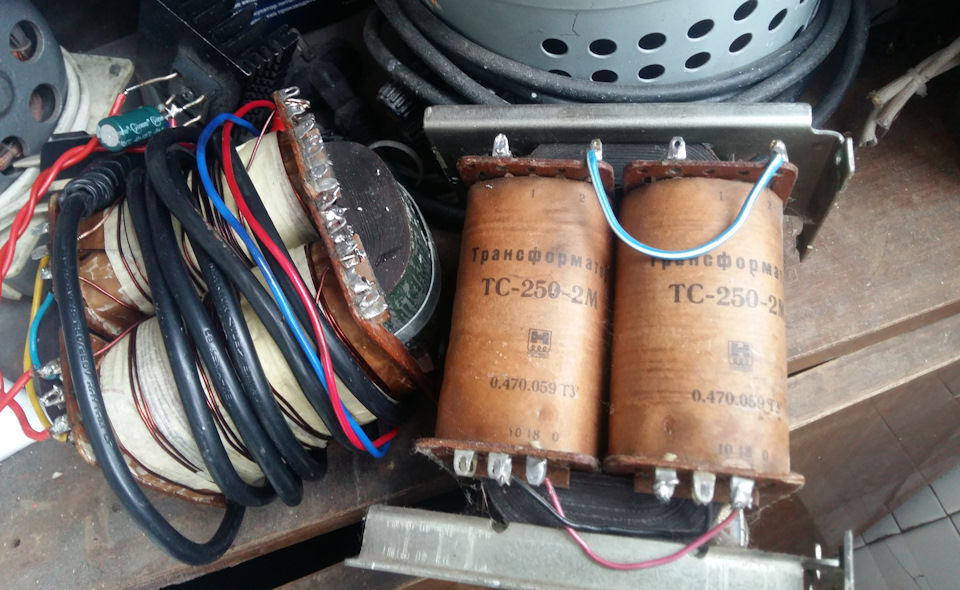 Charger - Suoer SON-1206D 1
