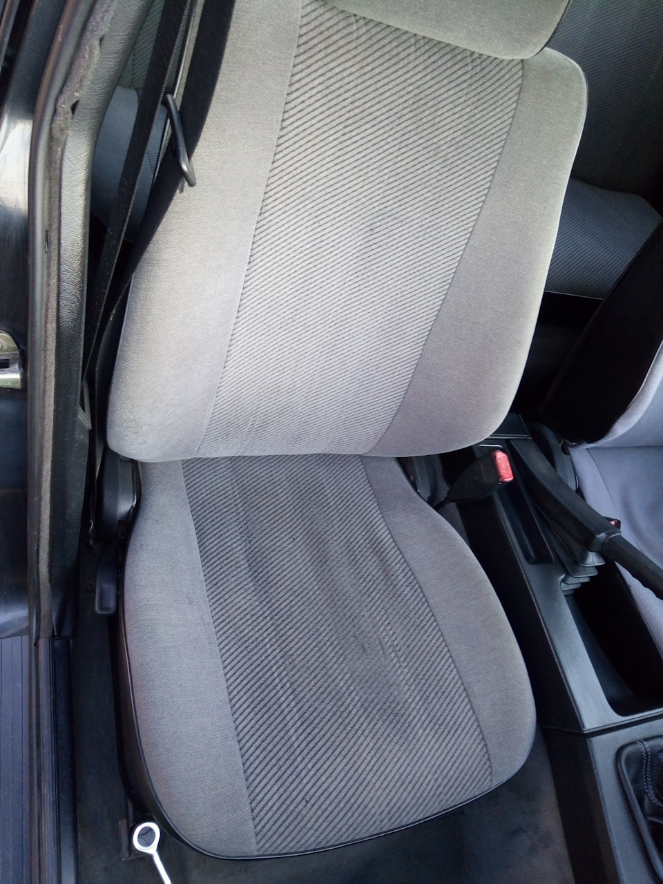 Recaro L(Ford) 1