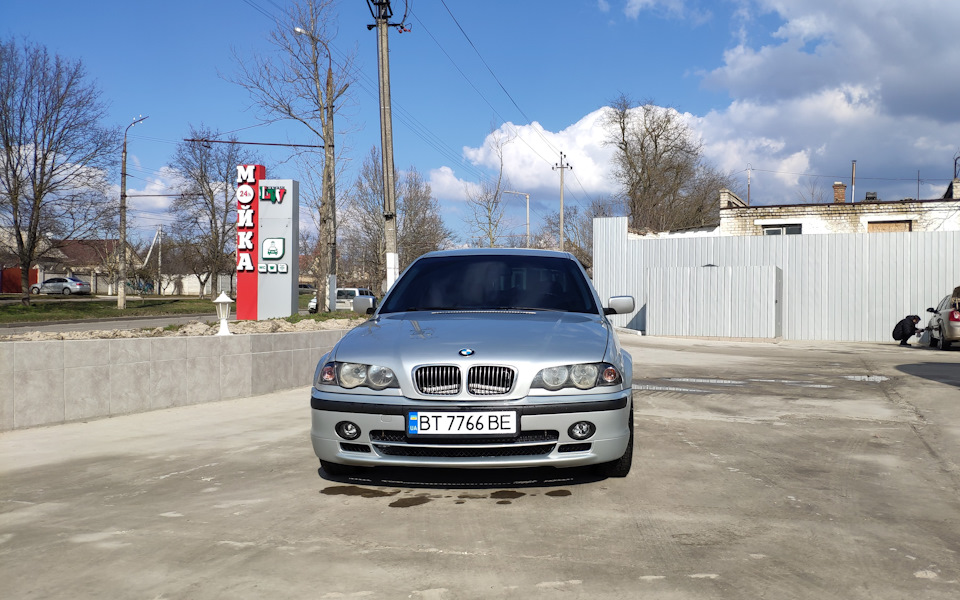 Бампер M-tech 1.1 2