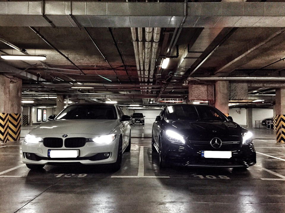 Mercedes CLA 45 AMG & BMW 320i F30 4
