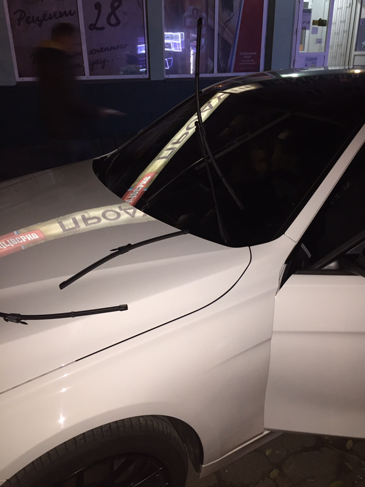 Заміна двірників від e90 LCI 3