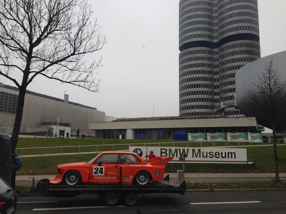 Моя Е21 та музей BMW
