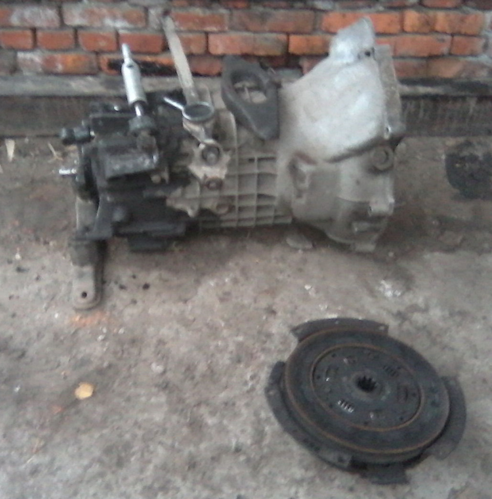 Обслуговування КПП BMW E30. Частина1 2