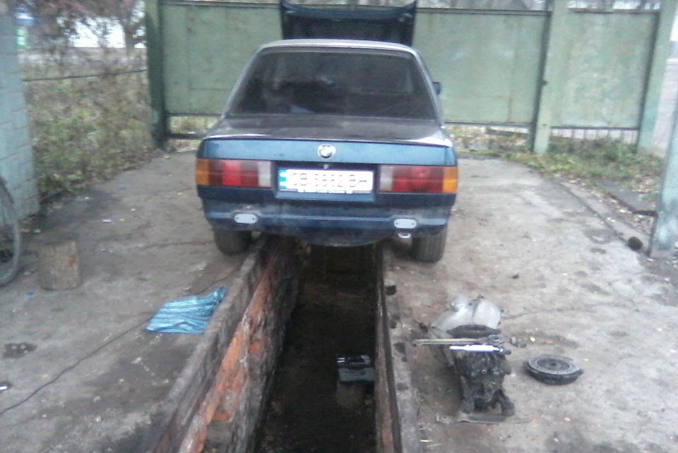 Обслуговування КПП BMW E30. Частина1 1