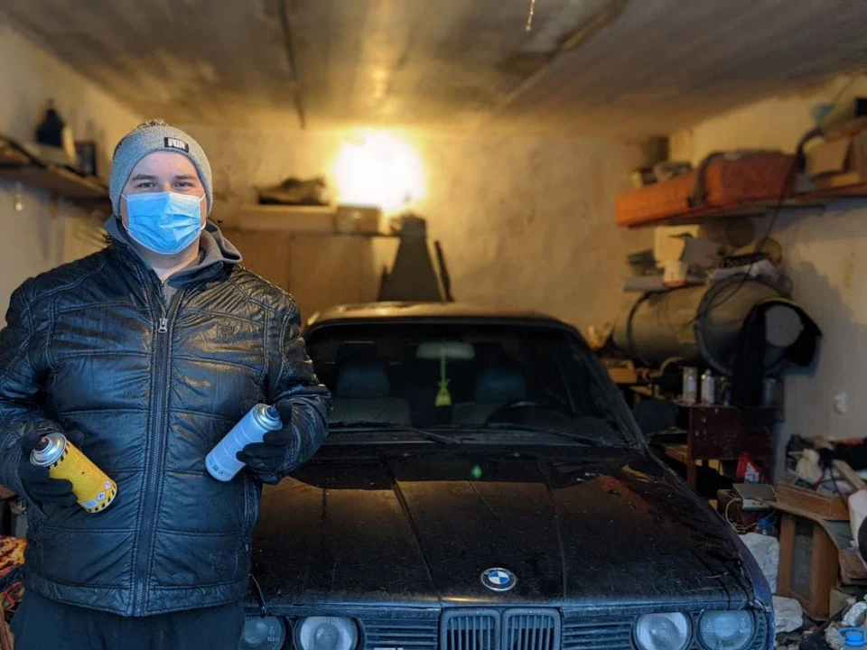 Обробка порогів. Справа йде до фарбування. Питання щодо антигравію.