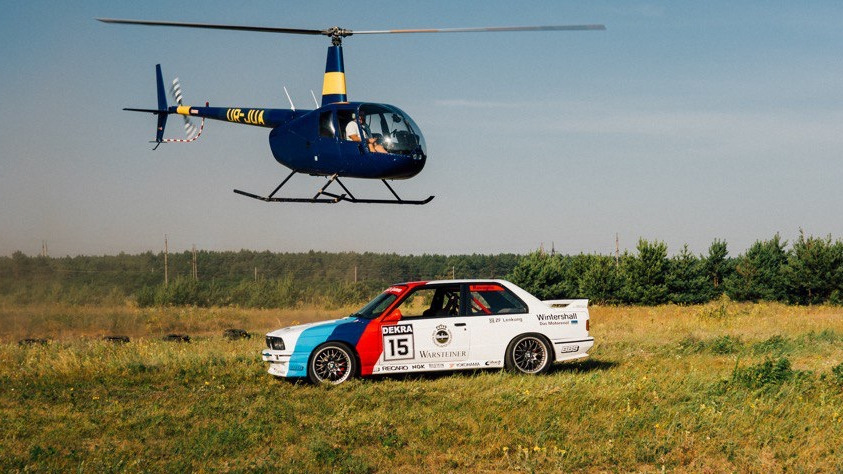 M3 e30 і Robinson R44 2