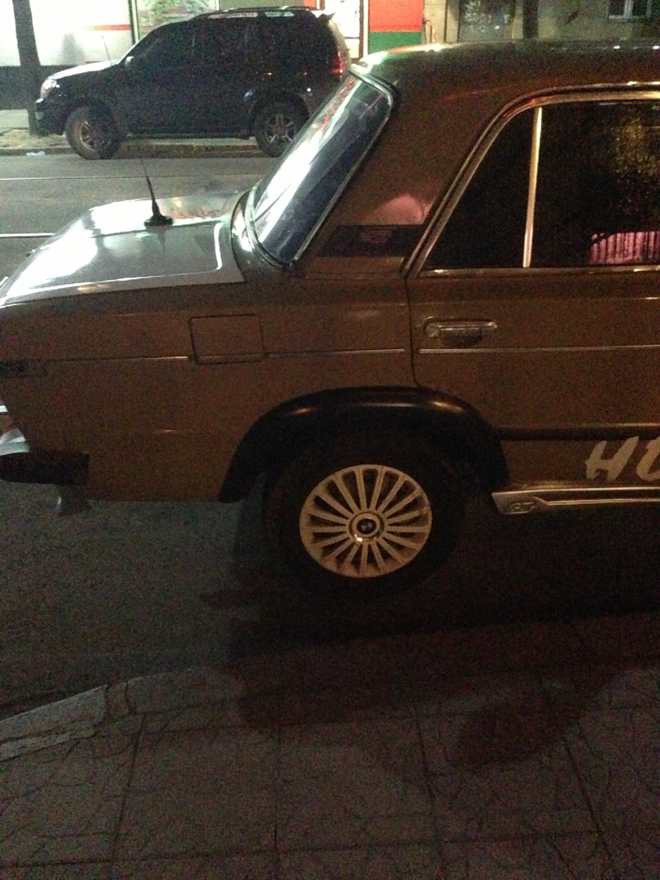 Всі хочуть бути БМВ.../або бмв по хахарківськи/ 2