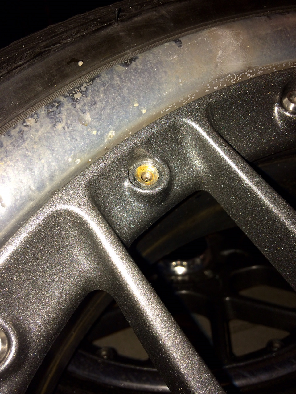 Приховані вентиля BBS RS II (BBS Valve Bolt) 1