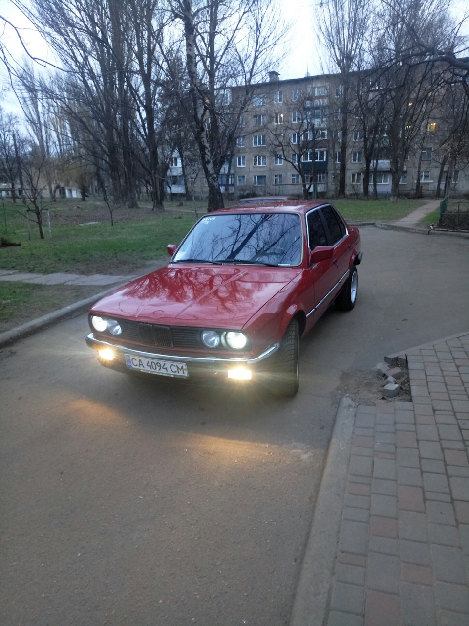 Продав. 3