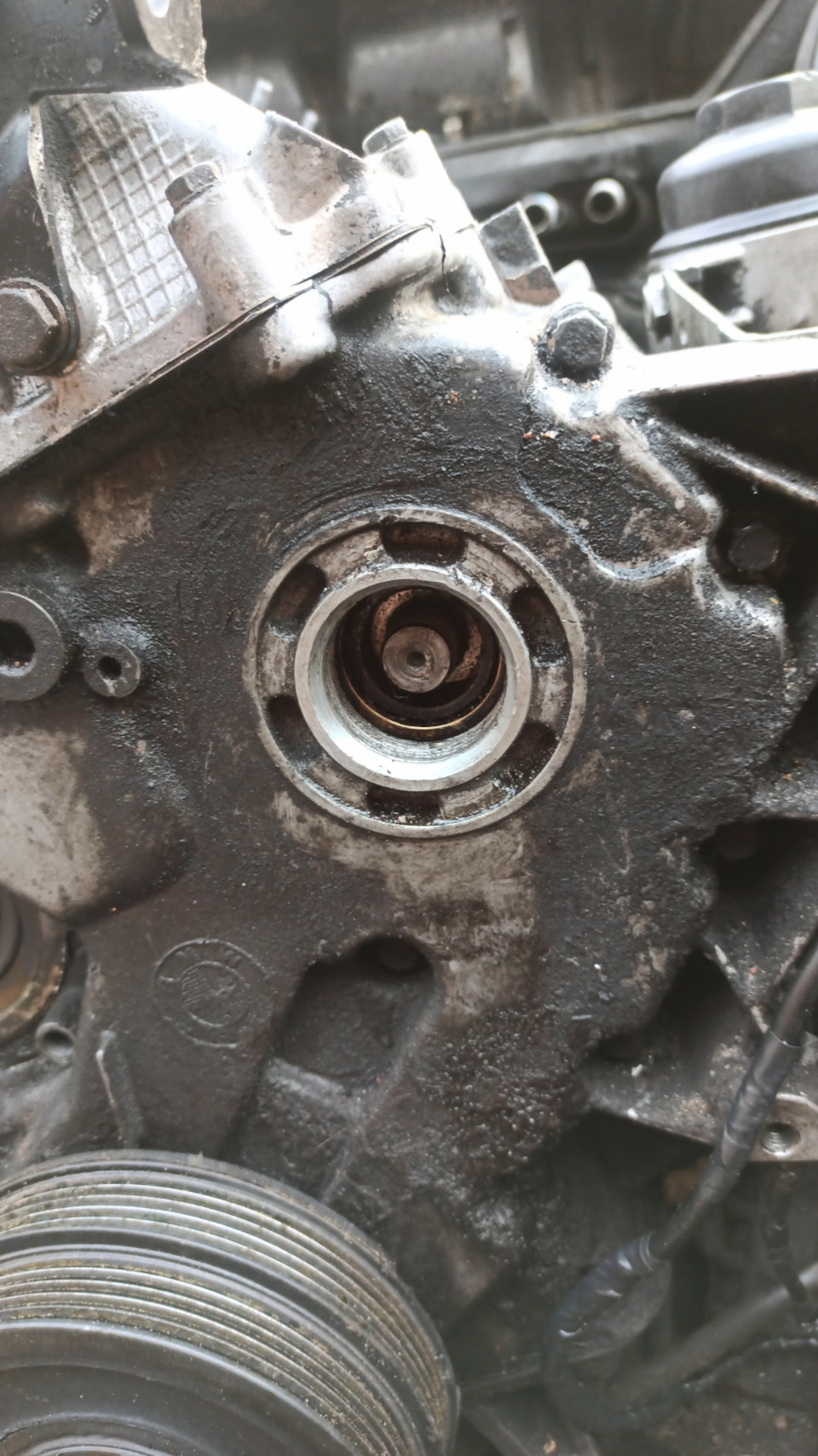 Зняття ТНВД Bosch VP-44 BMW e46 m47 320d 2