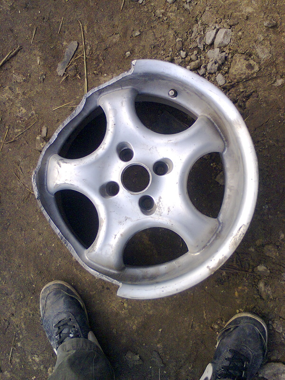 потрібний ремонт. 3