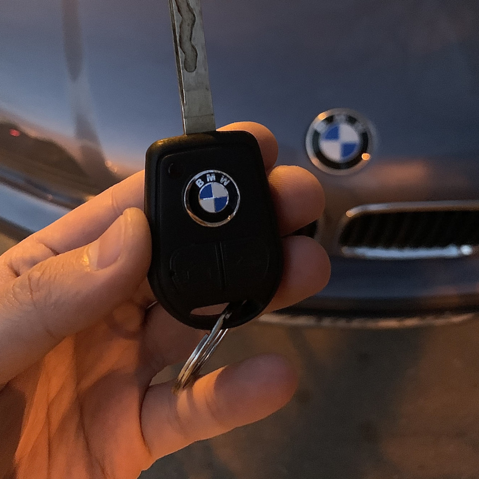 №18 Наклейки на ключ BMW типу гітара . E46. 4