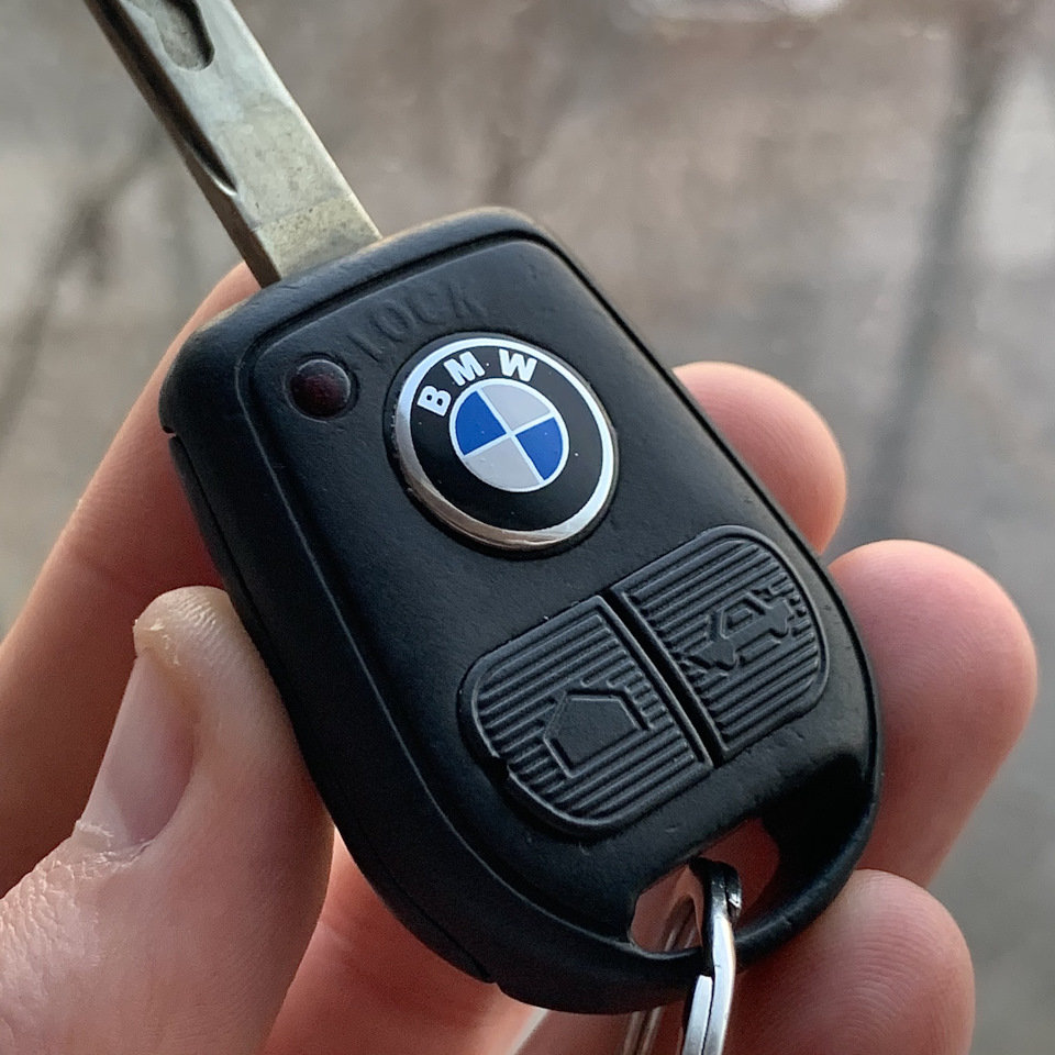 №18 Наклейки на ключ BMW типу гітара . E46. 2