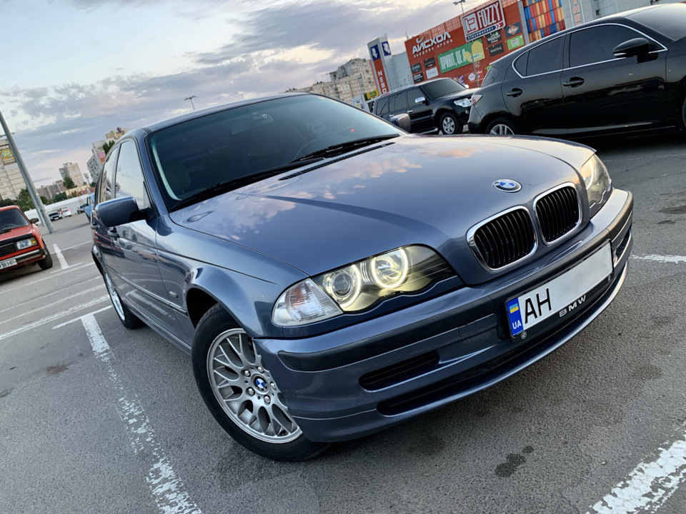 №30 Ангельські очі. Який розмір на BMW E46. 3
