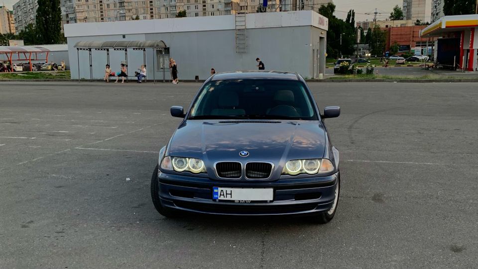 №30 Ангельські очі. Який розмір на BMW E46. 1