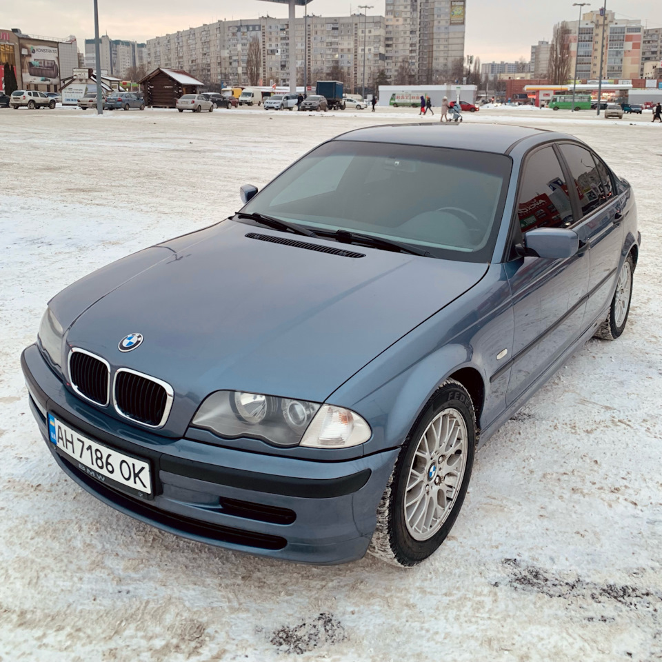 #63 Раптова неприємність. Заміна лобового скла BMW E46 4