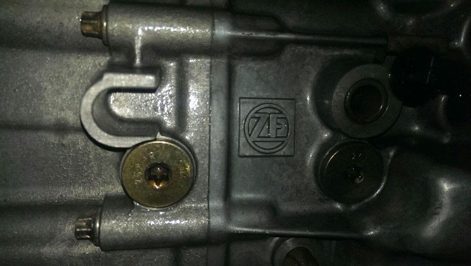 двигун Доукомплектую m60 1