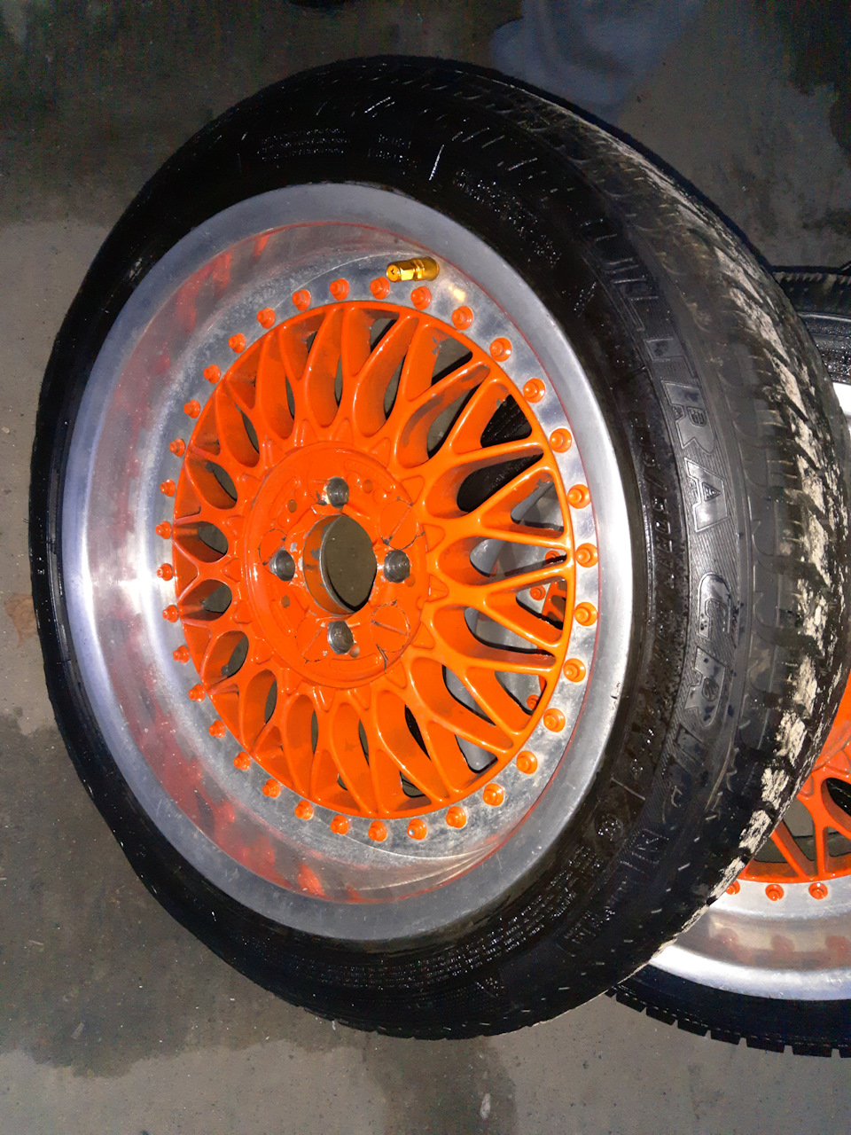 Диски на місці: BBS RC 090 8/9J 2