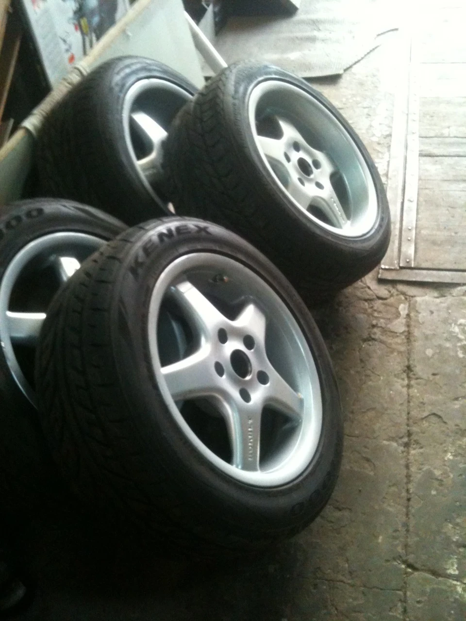 Продам різні BORBET E R16 5x1