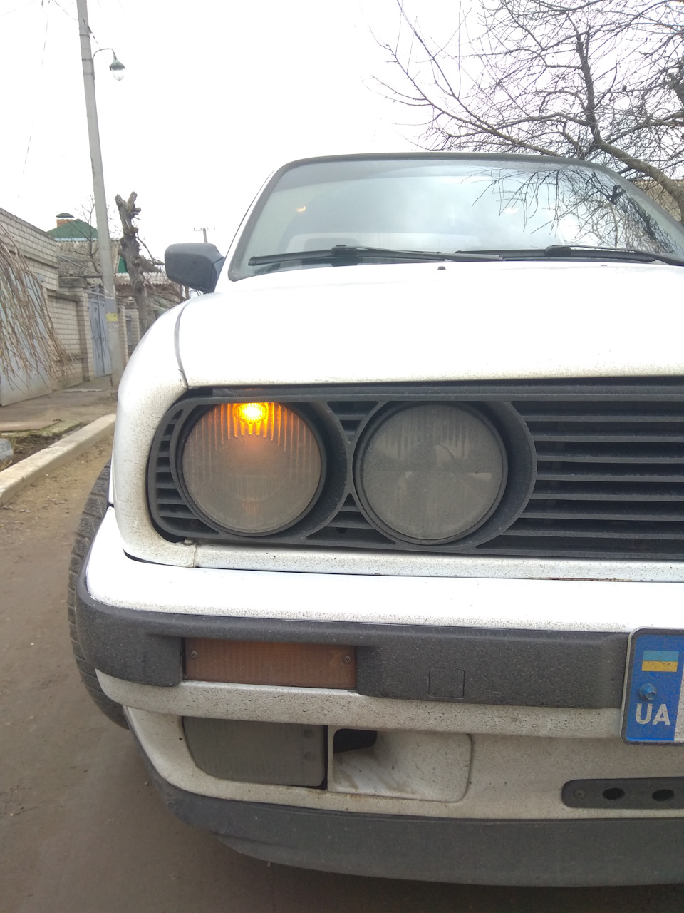 Просто BMW E30 Чиста/брудна 1