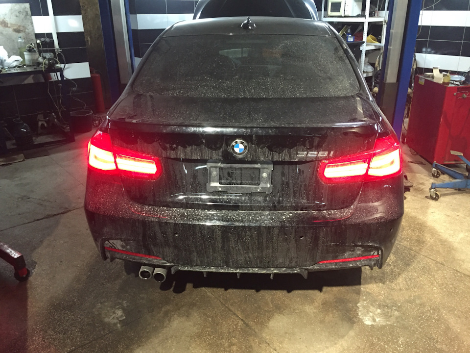 Установка LED Lci ліхтарів на BMW F30 4