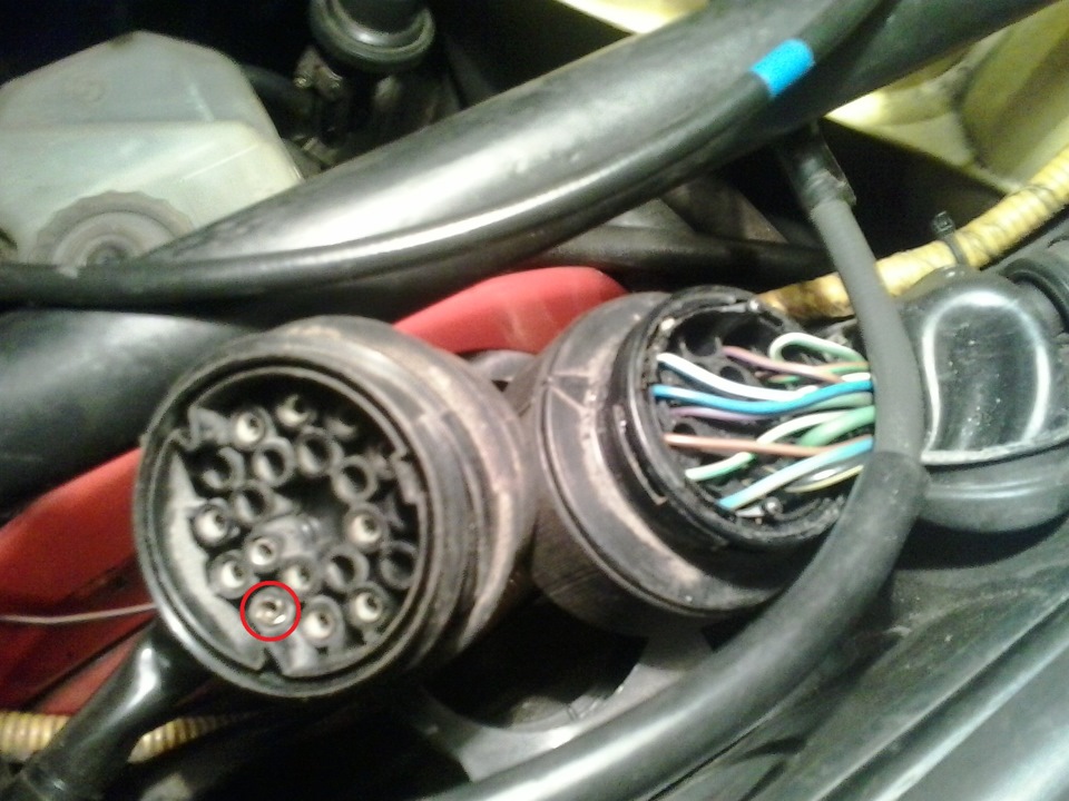 CHECK ENGINE та коди помилок Motronic 2