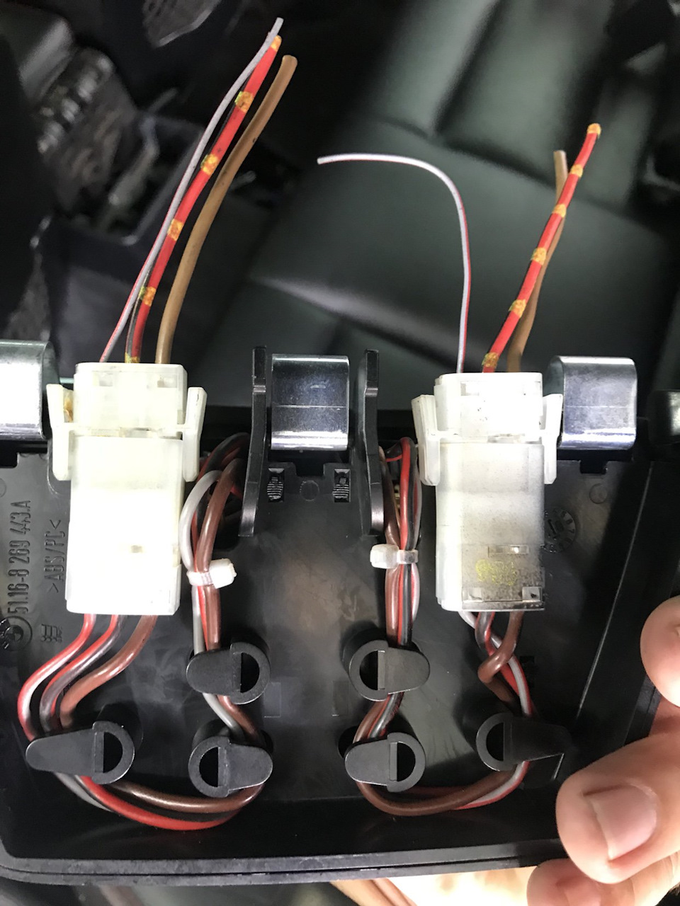 Додаткові розетки 12V задніх пасажирів в е36 2