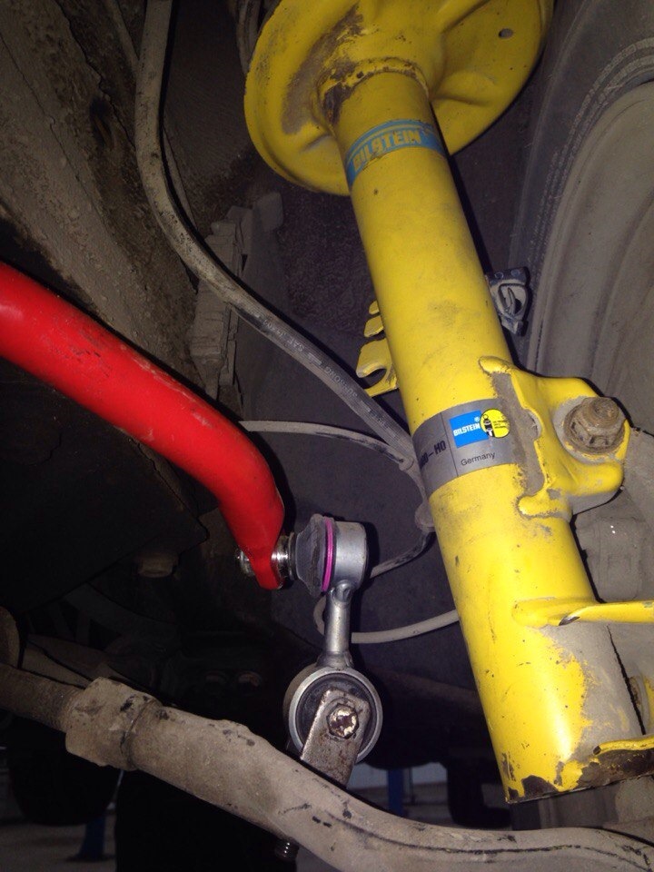 Установка Bilstein B6 + M Technik стабілізатори 4