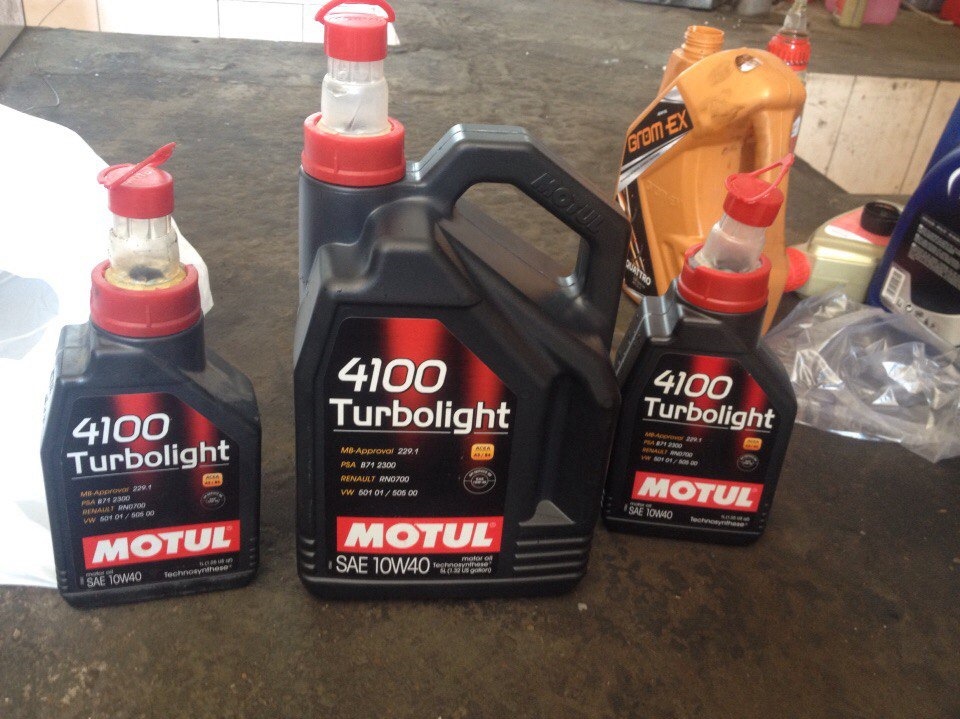 Заміна мастила з MOTUL на MOTUL :) 1