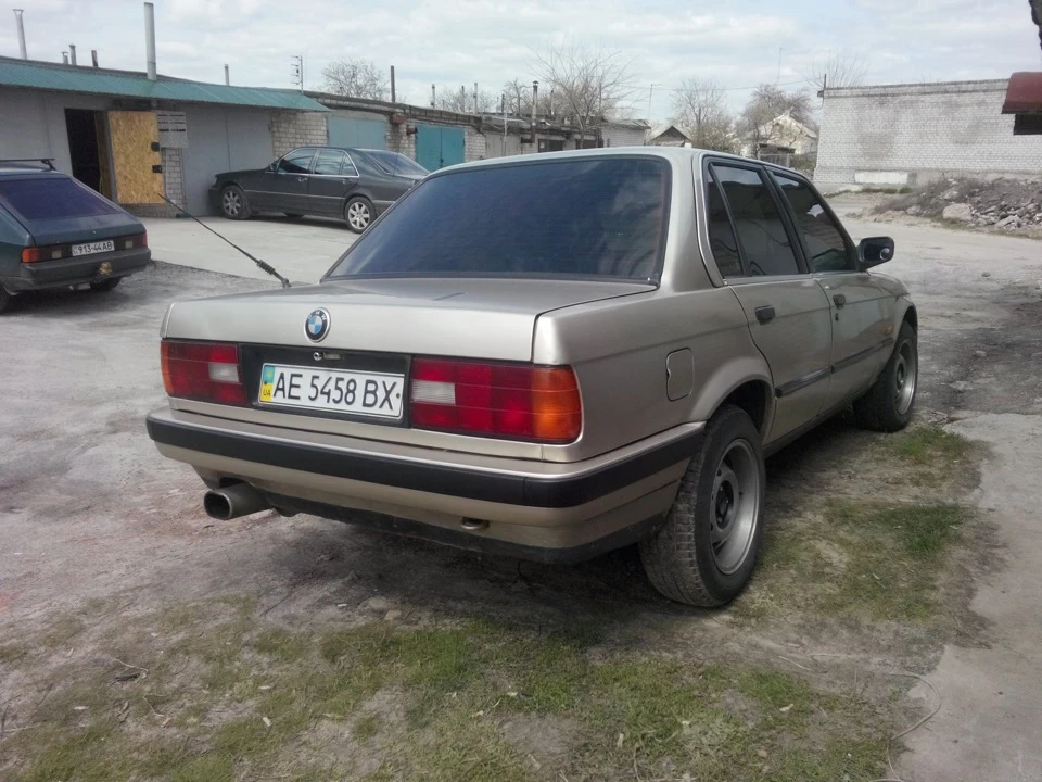 Оригінальний бампер.