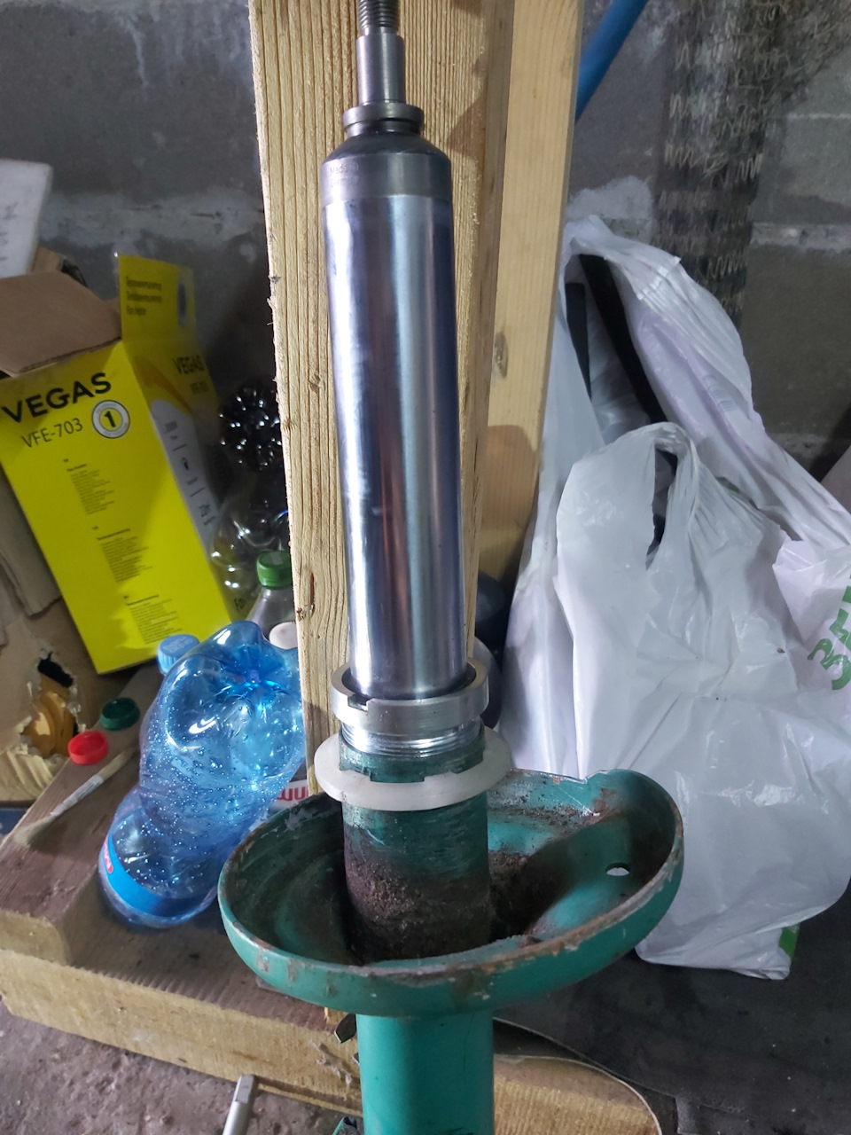 Встановив стійки Bilstein B6 та пружини Eibach pro kit спереду 2