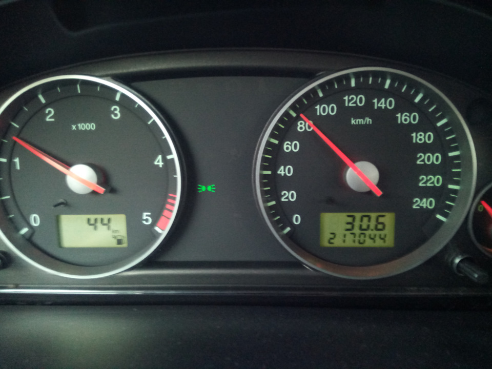 Lexus проти E21 4