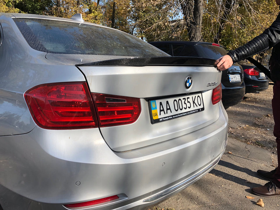 Ліп спойлер 3