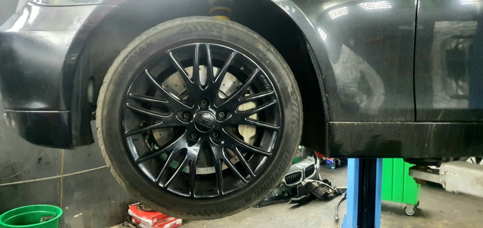 Супорт від g30 540i 1